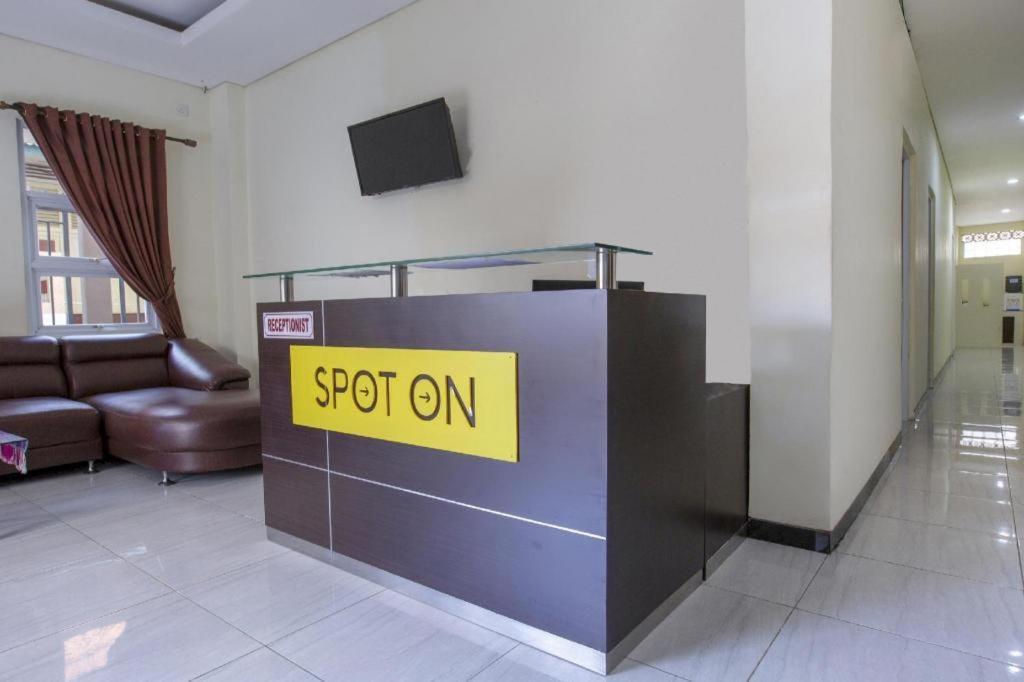 Reddoorz Syariah Near Transmart Mall Παλεμπάνγκ Εξωτερικό φωτογραφία