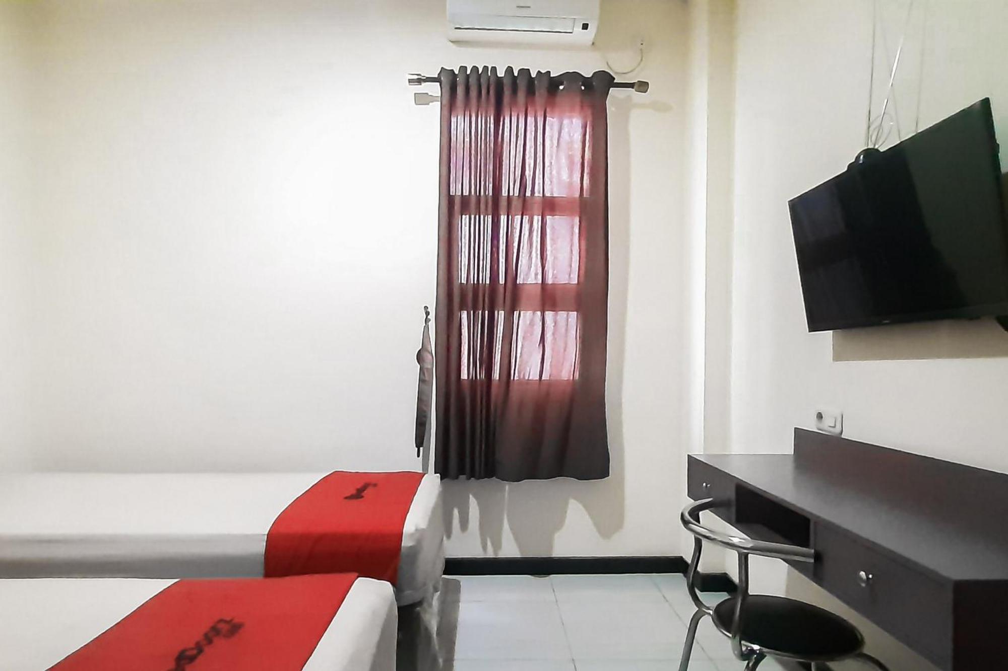 Reddoorz Syariah Near Transmart Mall Παλεμπάνγκ Εξωτερικό φωτογραφία